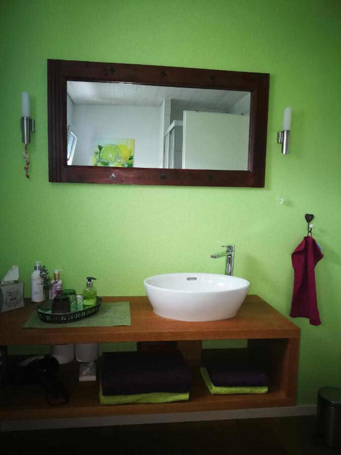 B&B Whitianga Vinelz Экстерьер фото
